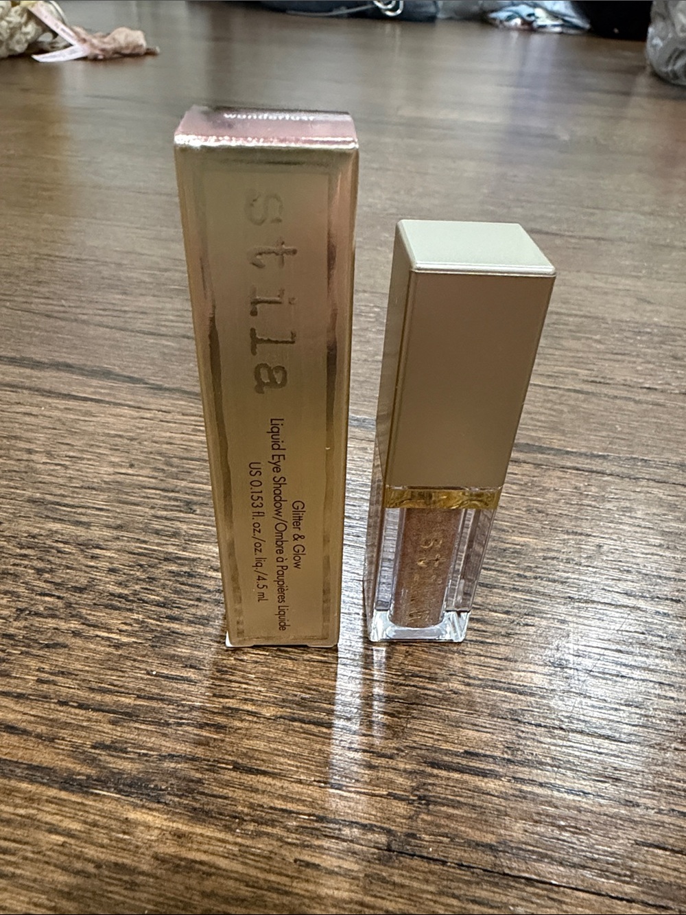 Stila Glitter & Glow Liquid Eye Shadow in Wanderlust